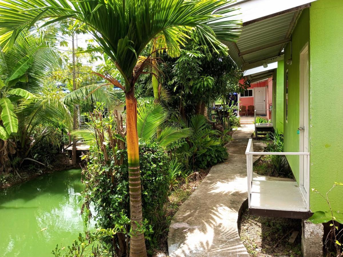 Ban Suan Lung Rin Hotel Kanchanaburi City Exterior photo